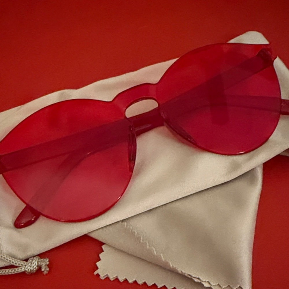 Rimless Round Red Sunglasses with Pouch